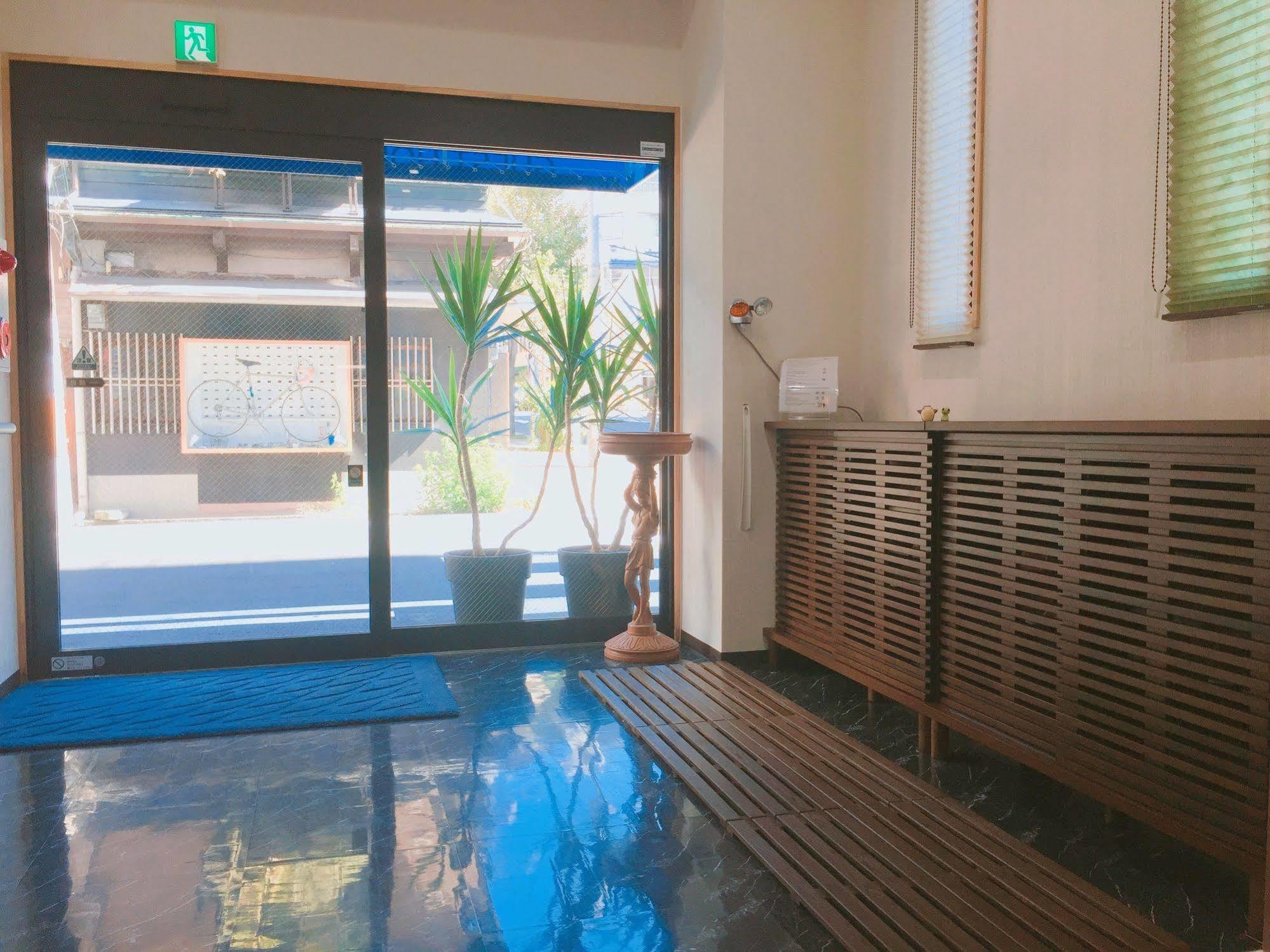 Guest House Gloire Osaka Dış mekan fotoğraf